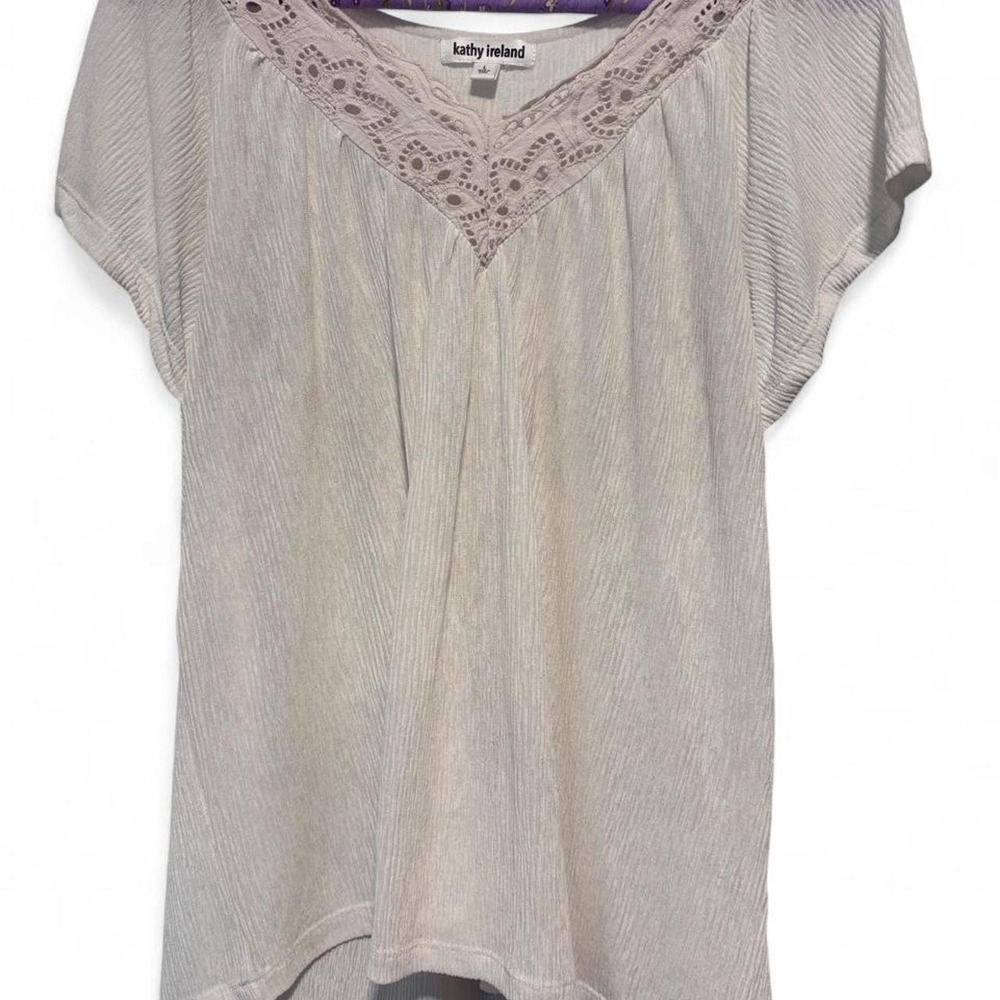 Kathy Ireland Cream Textured Lace Trim V-Neck Blouse HK35098 Womens Large